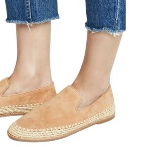 Vince Suede Jalen Loafers in Tan Size 8M in Good Used Condition